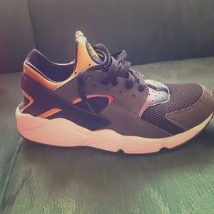 Nike air huarache SD run shoes